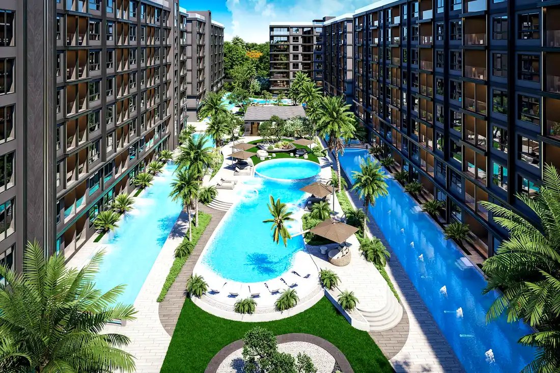 Kids Pool & Play Zone